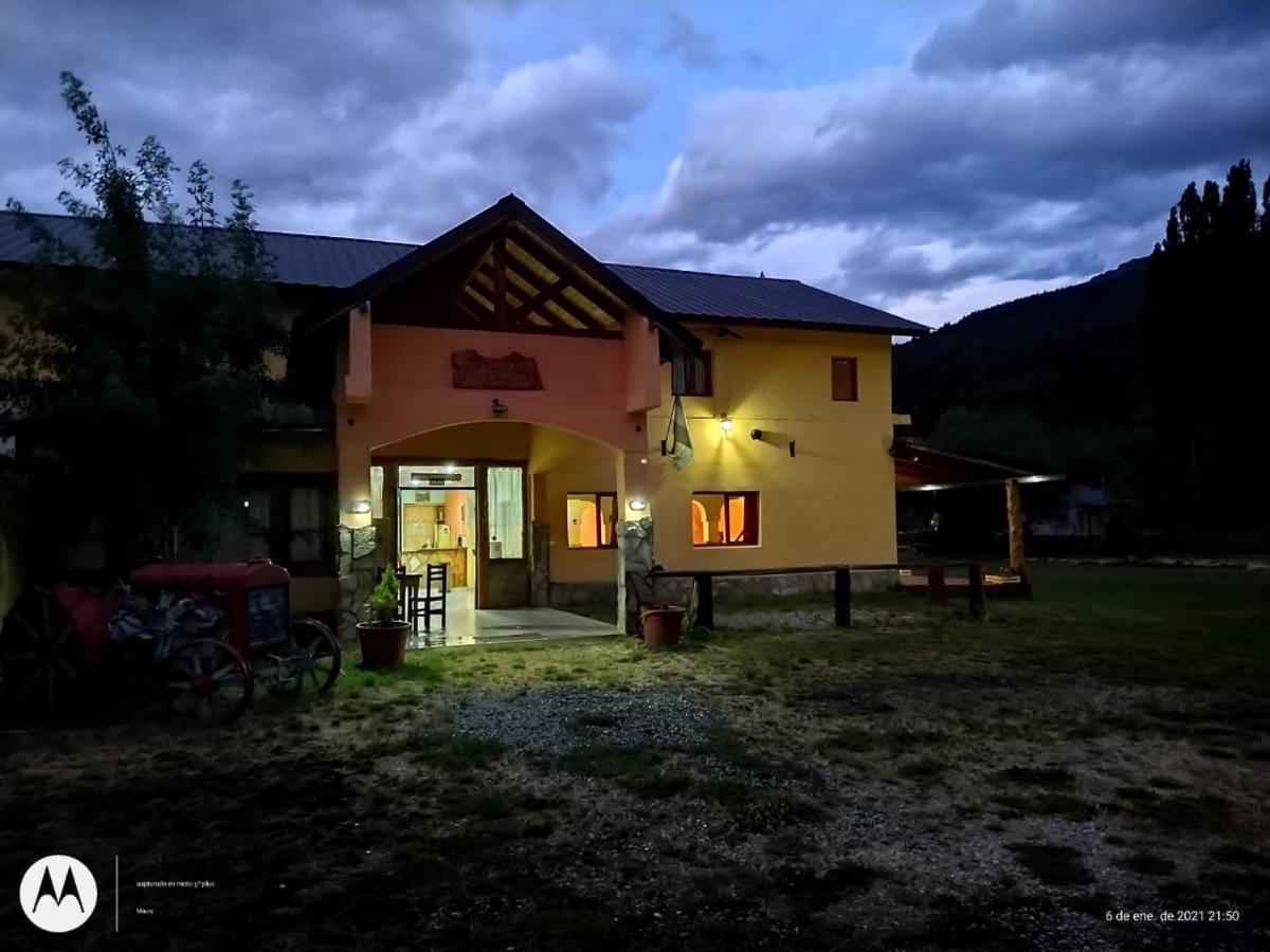 Corinto Hostel El Bolson Luaran gambar