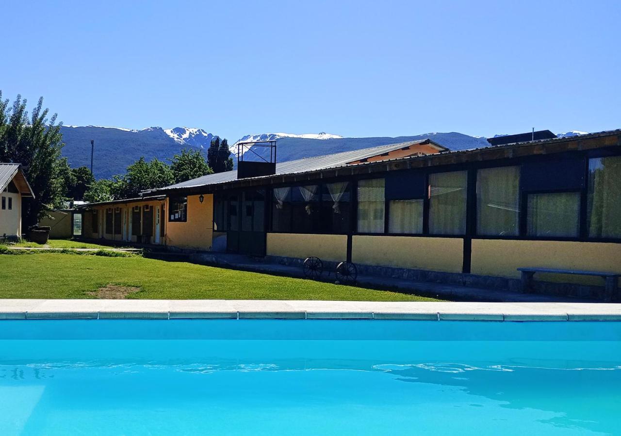 Corinto Hostel El Bolson Luaran gambar