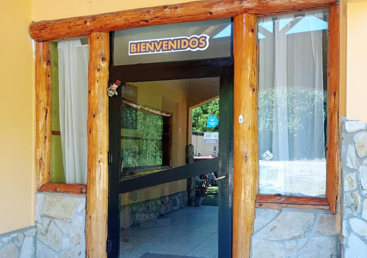 Corinto Hostel El Bolson Luaran gambar